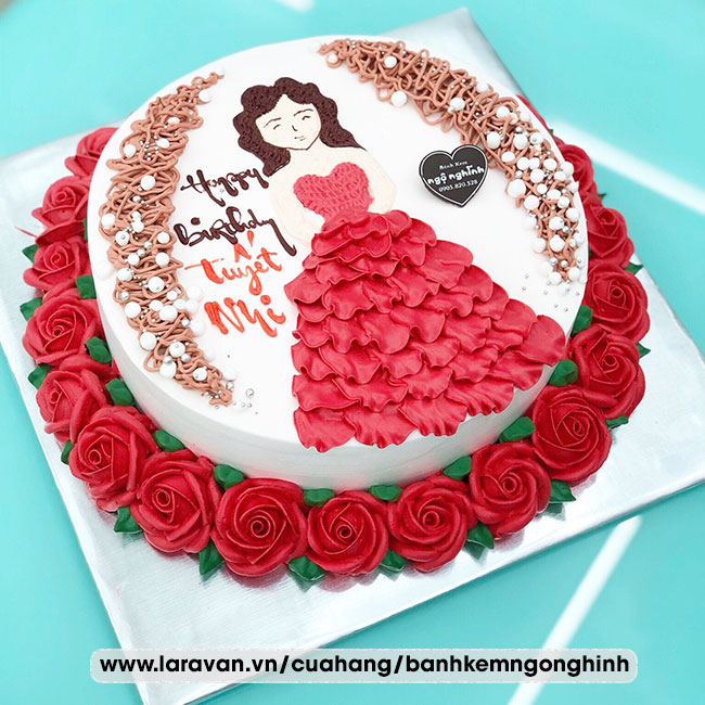 Bánh kem sinh nhật vẽ hình cô gái váy hoa đỏ ngộ nghĩnh tặng nữ